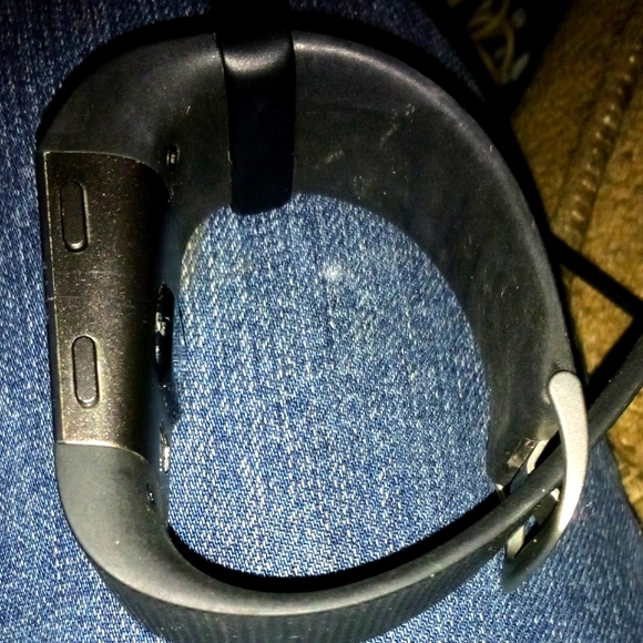 Men's Fitbit Sense watch - Picture 2 of 3